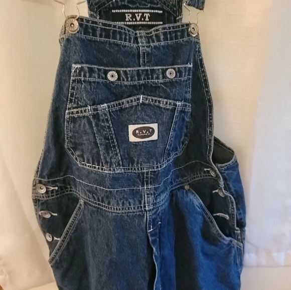 Vintage Cottagecore RVT Short Overalls - Picture 3 of 4